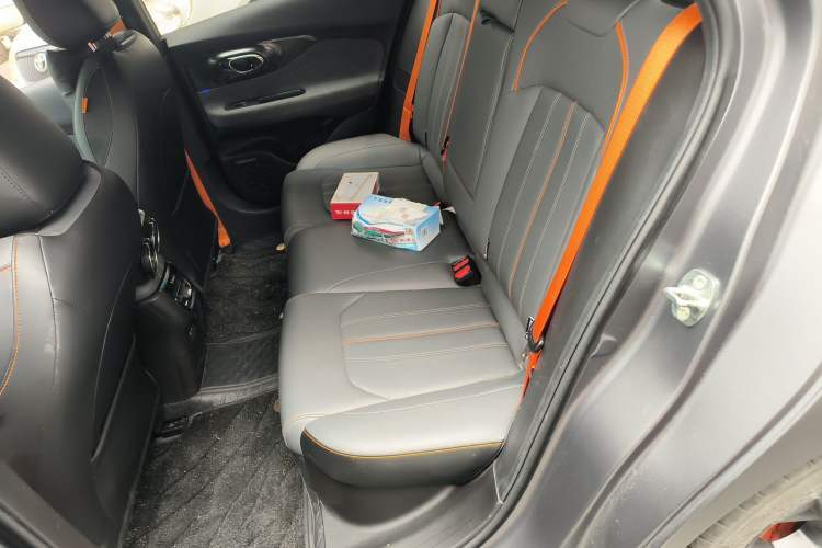 Used GAC Trumpchi EMPOW 2022 270T DCT J16 R-Style Track Edition Left Rear Seat