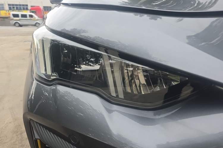 Used GAC Trumpchi EMPOW 2022 270T DCT J16 R-Style Track Edition Right Front Headlight