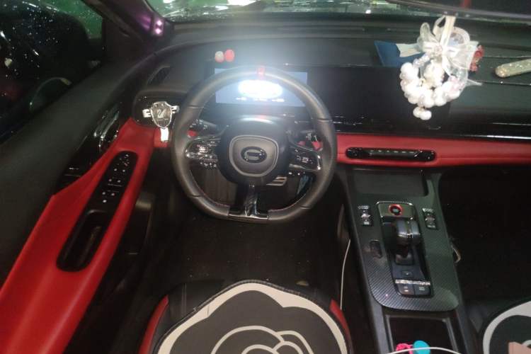 Used GAC Trumpchi EMPOW 2022 270T DCT J16 R-Style Track Edition Steering Wheel