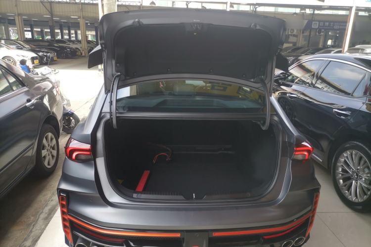 Used GAC Trumpchi EMPOW 2022 270T DCT J16 R-Style Track Edition Trunk