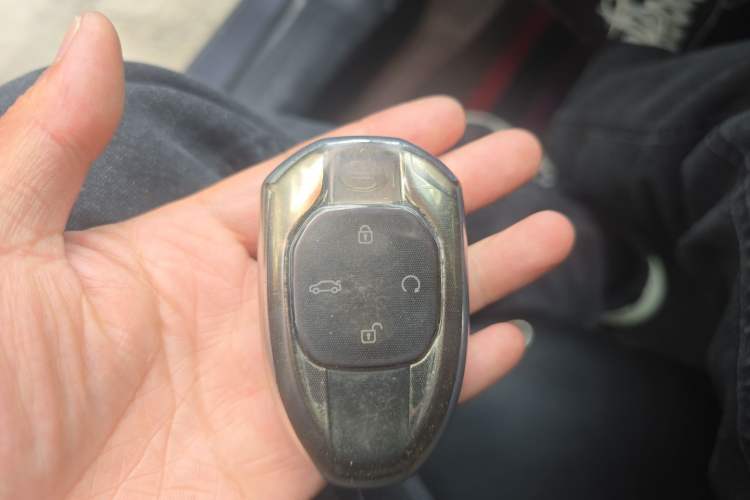 Used GAC Trumpchi EMPOW 2022 270T DCT J16 R-Style Track Edition Vehicle Key