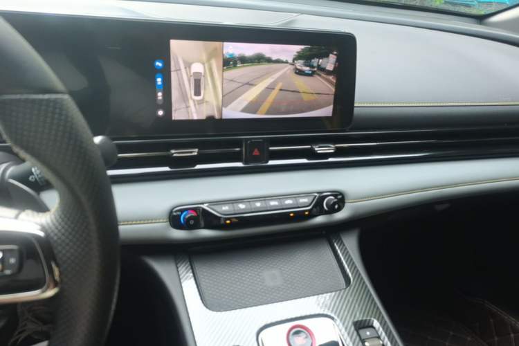 Used GAC Trumpchi EMPOW 2022 270T DCT J16 R-Style Track Edition Audio And AC Panel