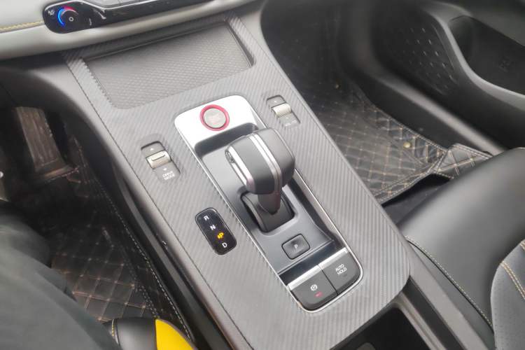 Used GAC Trumpchi EMPOW 2022 270T DCT J16 R-Style Track Edition Gear Lever