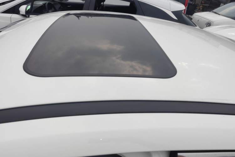 Used GAC Trumpchi EMPOW 2022 270T DCT J16 R-Style Track Edition Roof