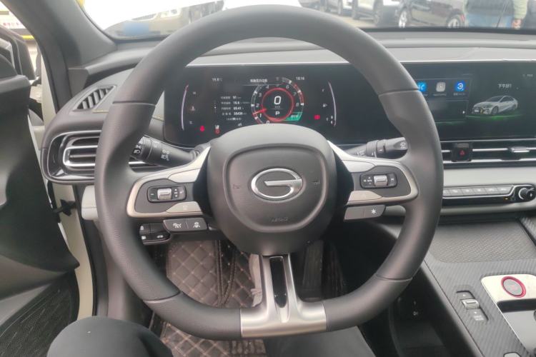 Used GAC Trumpchi EMPOW 2022 270T DCT J16 R-Style Track Edition Steering Wheel