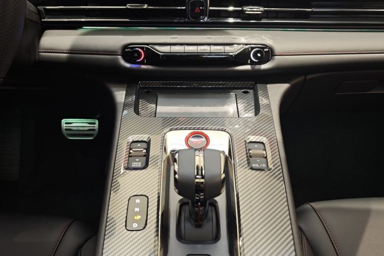 Used GAC Trumpchi EMPOW 2023 Shadow Leopard H Smart Hybrid Edition Audio And AC Panel