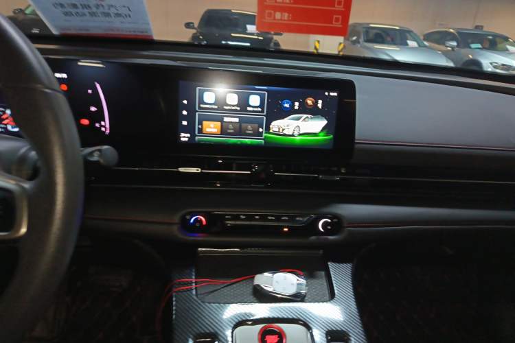Used GAC Trumpchi EMPOW 2023 Shadow Leopard H High-Energy Hybrid Edition Audio And AC Panel