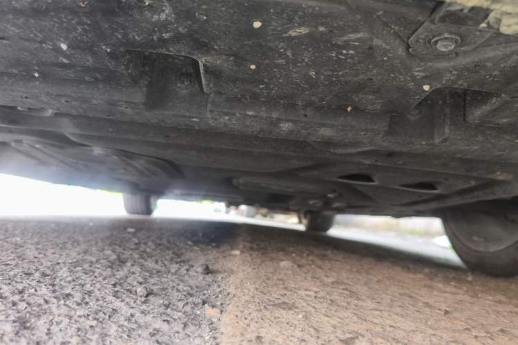 Used GAC Trumpchi EMPOW 2023 400T Automatic R PRO Chassis Front