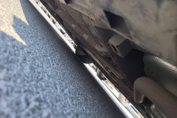 Used GAC Trumpchi EMPOW 2023 400T Automatic R MAX Chassis Rear Left