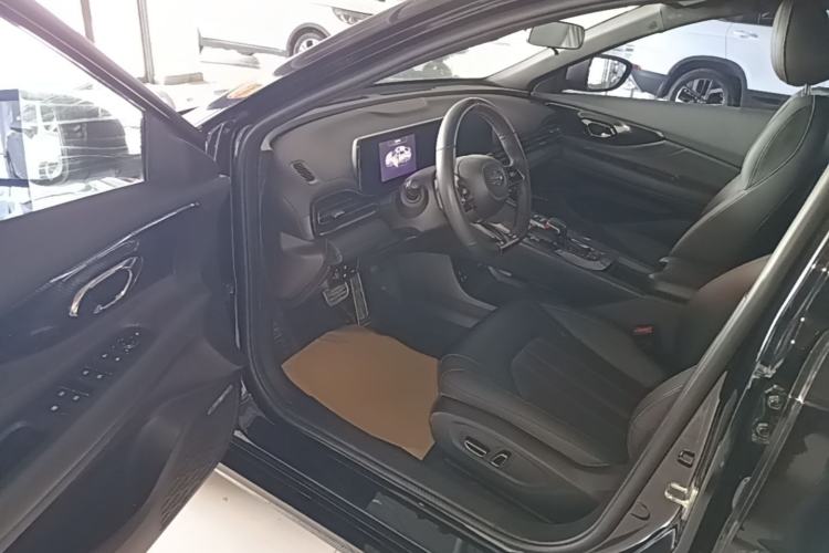 Used GAC Trumpchi EMPOW 2023 270T DCT J15 Version Driver Seat