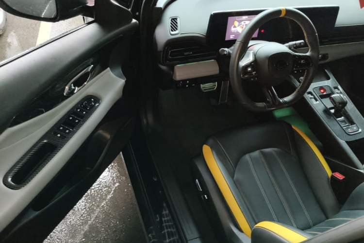 Used GAC Trumpchi EMPOW 2023 270T DCT J15 Version Driver Seat