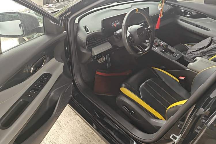 Used GAC Trumpchi EMPOW 2023 270T DCT J15 Version Driver Seat