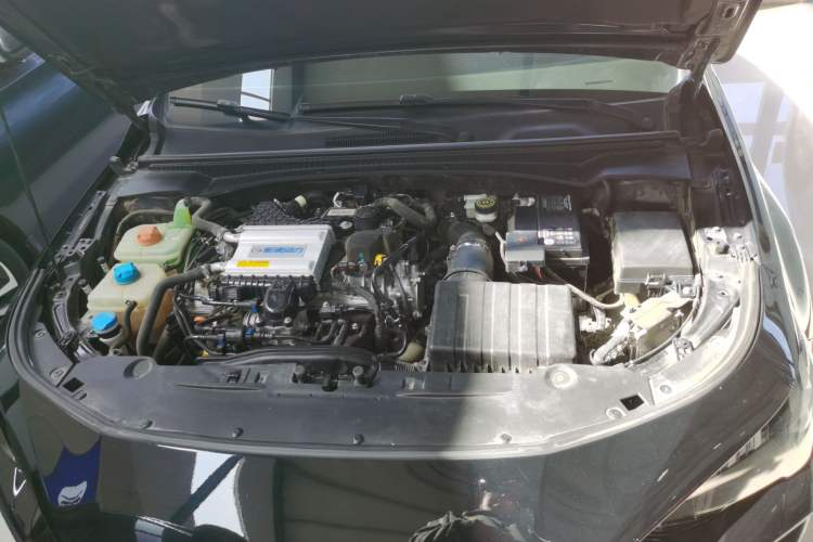 Used GAC Trumpchi EMPOW 2023 270T DCT J15 Version Engine Bay