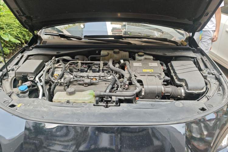 Used GAC Trumpchi EMPOW 2023 Shadow Leopard H High-Energy Hybrid Edition Engine Bay