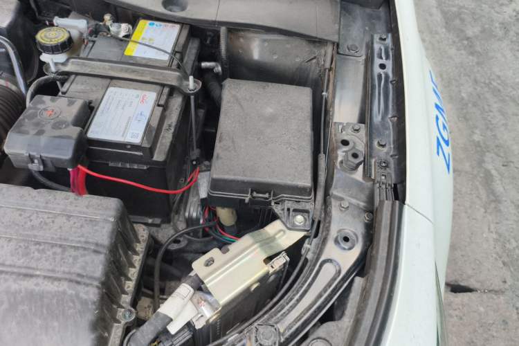 Used GAC Trumpchi EMPOW 2023 400T Automatic R PRO Engine Bay Left