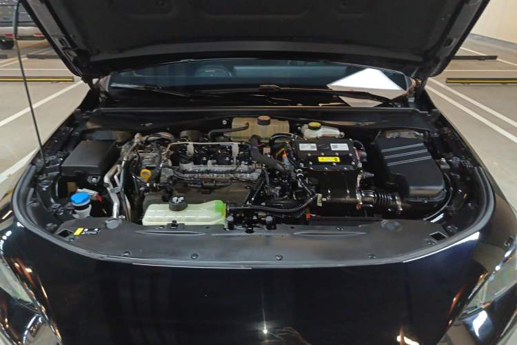Used GAC Trumpchi EMPOW 2023 Shadow Leopard H High-Energy Hybrid Edition Engine Bay