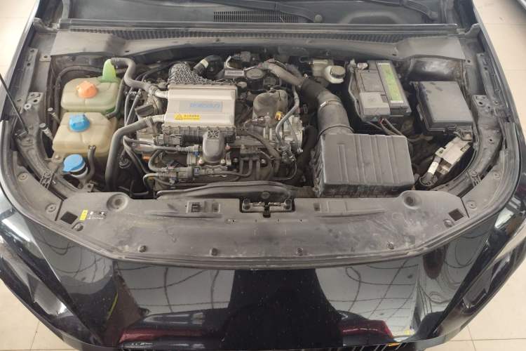 Used GAC Trumpchi EMPOW 2023 270T DCT J16 Version Engine Bay