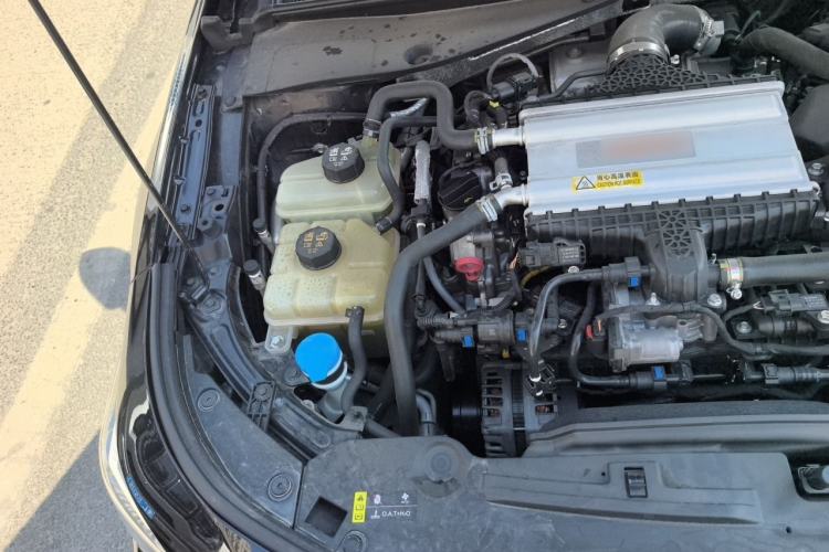 Used GAC Trumpchi EMPOW 2023 400T Automatic R MAX Engine Bay Right
