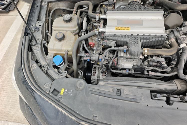 Used GAC Trumpchi EMPOW 2023 400T Automatic R PRO Engine Bay Right