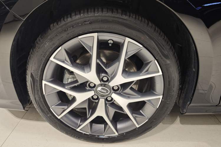 Used GAC Trumpchi EMPOW 2023 Shadow Leopard H Smart Hybrid Edition Exterior 8