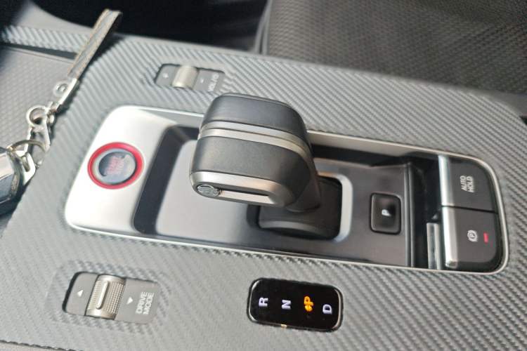 Used GAC Trumpchi EMPOW 2023 Shadow Leopard H High-Energy Hybrid Edition Gear Lever
