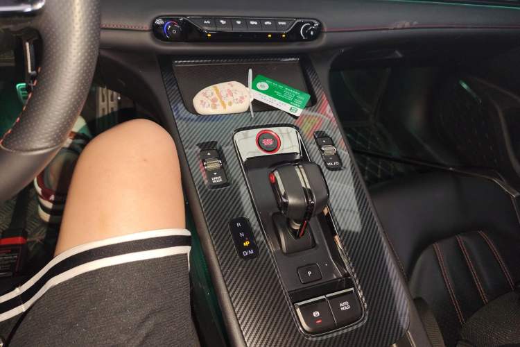 Used GAC Trumpchi EMPOW 2023 270T DCT J16 Version Gear Lever