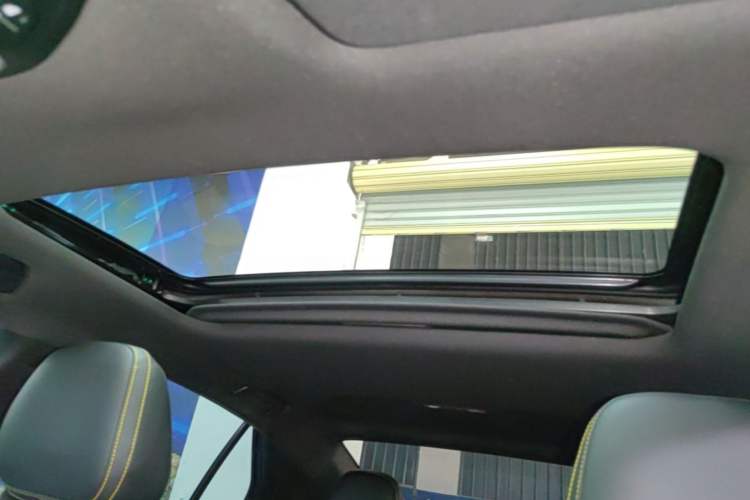 Used GAC Trumpchi EMPOW 2023 270T DCT J15 Version Headliner