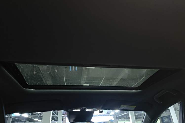 Used GAC Trumpchi EMPOW 2023 400T Automatic R PRO Headliner
