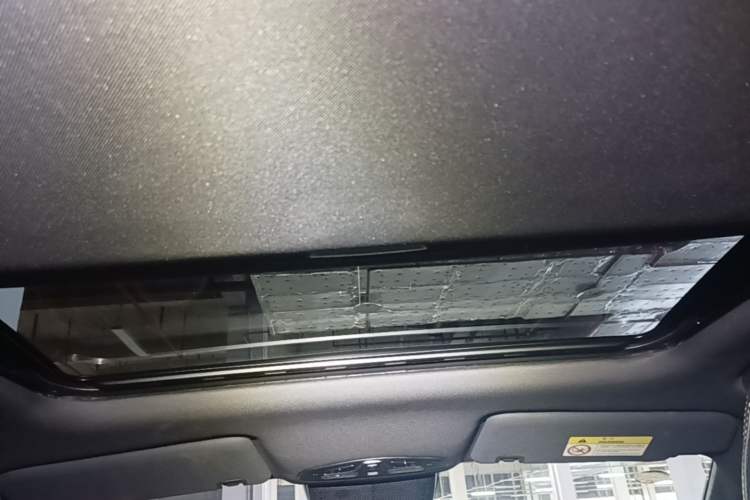 Used GAC Trumpchi EMPOW 2023 270T DCT J11 Version Headliner