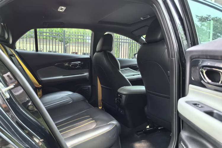 Used GAC Trumpchi EMPOW 2023 270T DCT J16 Version Interior 11