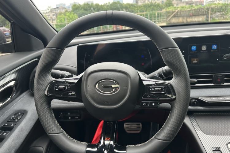 Used GAC Trumpchi EMPOW 2023 400T Automatic R PRO Interior 2