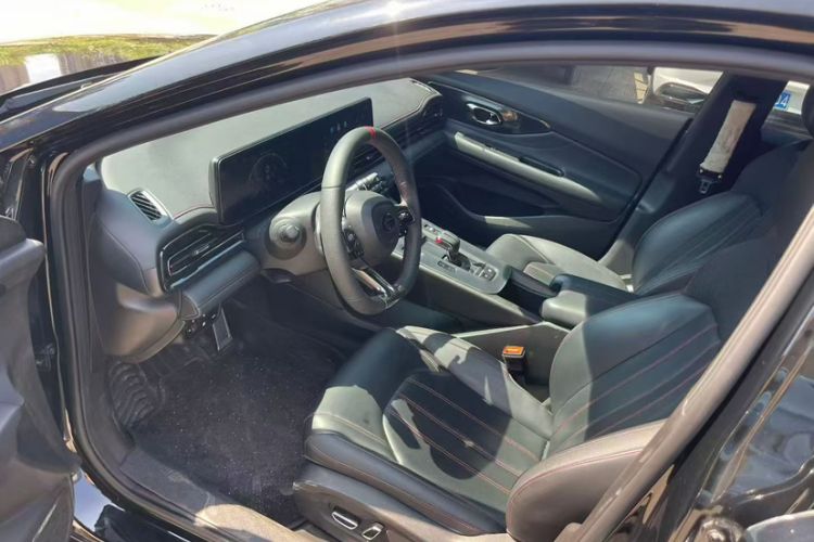 Used GAC Trumpchi EMPOW 2023 270T DCT J15 Version Interior 2