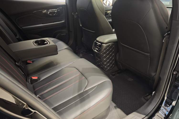 Used GAC Trumpchi EMPOW 2023 Shadow Leopard H Smart Hybrid Edition Interior 5