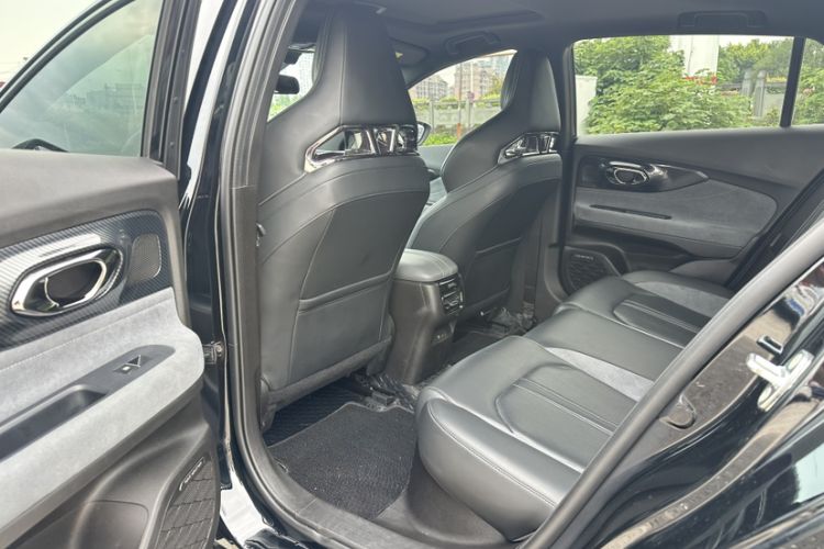 Used GAC Trumpchi EMPOW 2023 400T Automatic R PRO Interior 6