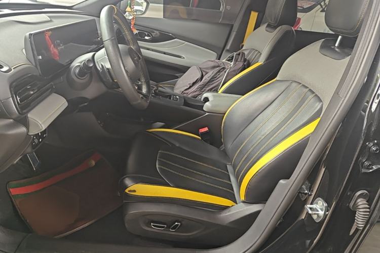 Used GAC Trumpchi EMPOW 2023 270T DCT J15 Version Left Front Seat