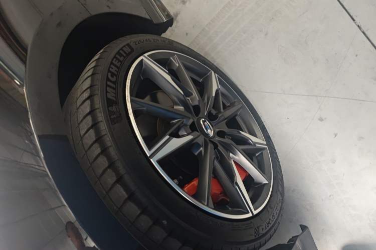Used GAC Trumpchi EMPOW 2023 400T Automatic R PRO Left Front Wheel Hub