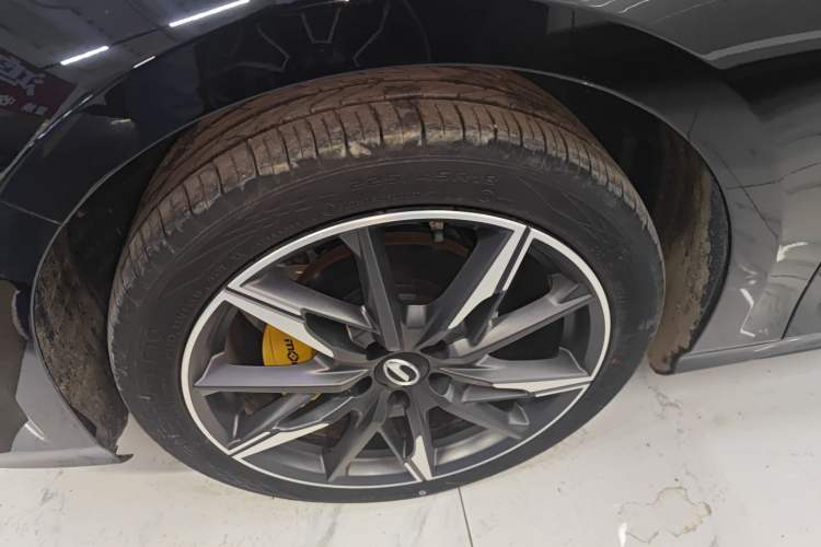 Used GAC Trumpchi EMPOW 2023 270T DCT J15 Version Left Front Wheel Hub