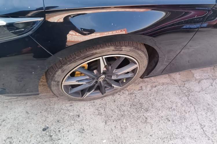 Used GAC Trumpchi EMPOW 2023 270T DCT J16 Version Left Front Wheel Hub