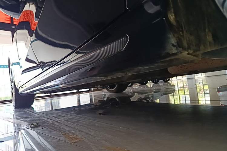 Used GAC Trumpchi EMPOW 2023 270T DCT J15 Version Left Side Sill