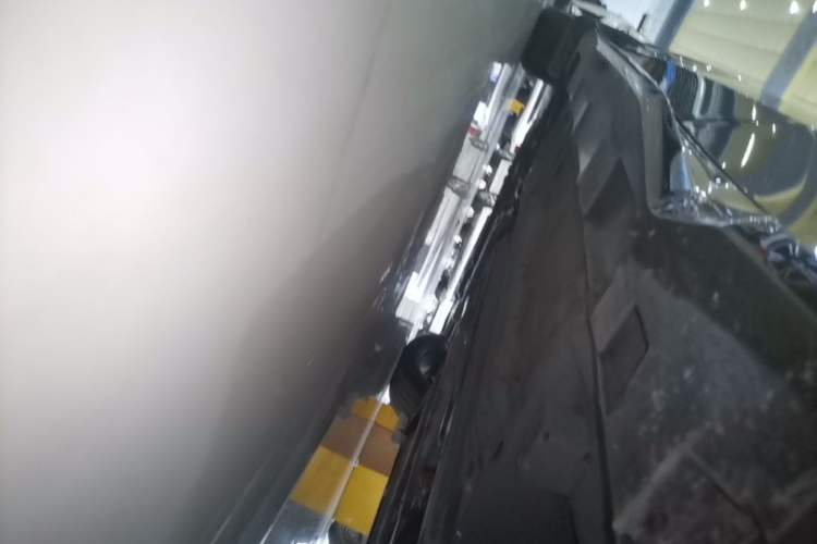 Used GAC Trumpchi EMPOW 2023 400T Automatic R PRO Left Side Sill
