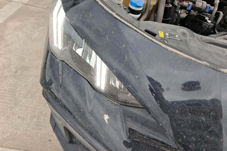 Used GAC Trumpchi EMPOW 2023 400T Automatic R PRO Right Front Headlight