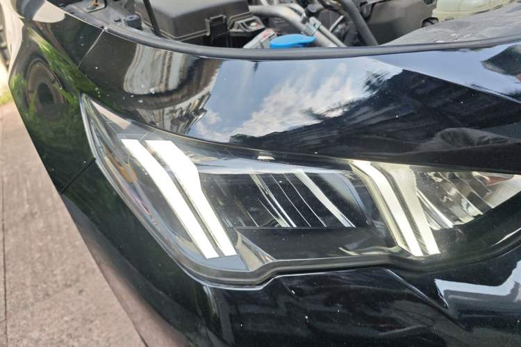 Used GAC Trumpchi EMPOW 2023 Shadow Leopard H High-Energy Hybrid Edition Right Front Headlight