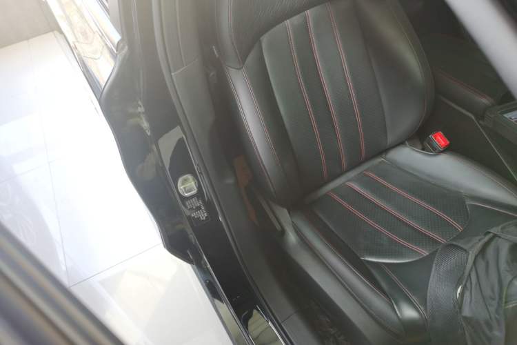 Used GAC Trumpchi EMPOW 2023 270T DCT J15 Version Right Front Seat