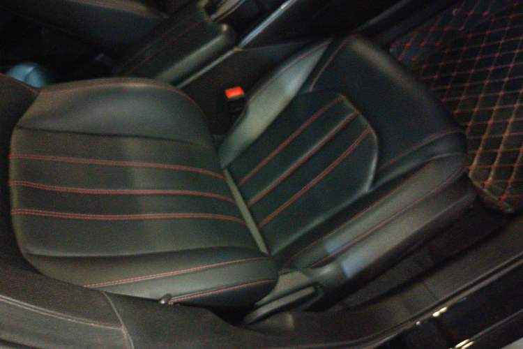 Used GAC Trumpchi EMPOW 2023 Shadow Leopard H High-Energy Hybrid Edition Right Front Seat