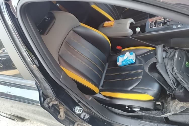 Used GAC Trumpchi EMPOW 2023 270T DCT J16 Version Right Front Seat