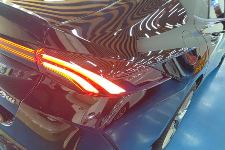 Used GAC Trumpchi EMPOW 2023 270T DCT J15 Version Right Rear Taillight