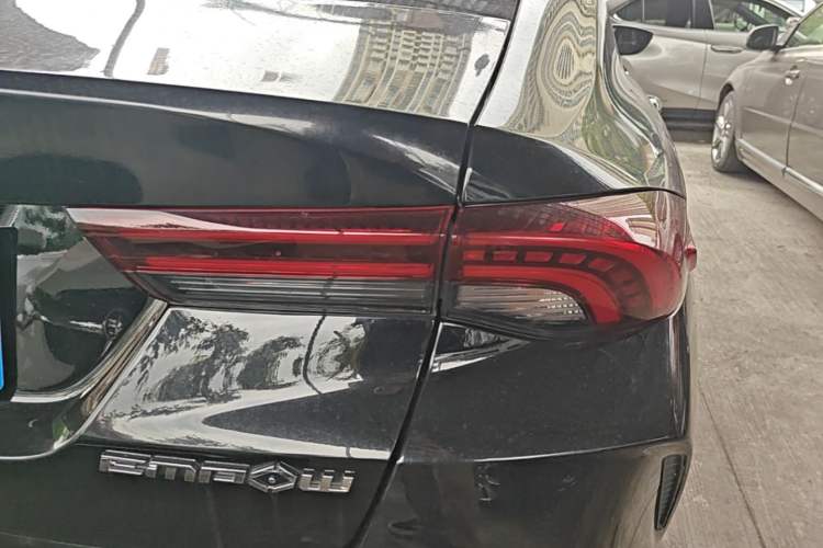 Used GAC Trumpchi EMPOW 2023 270T DCT J15 Version Right Rear Taillight