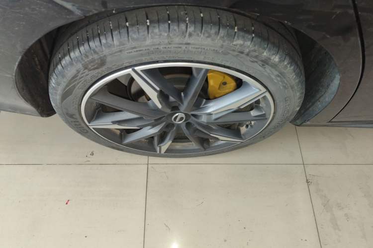 Used GAC Trumpchi EMPOW 2023 270T DCT J16 Version Right Rear Wheel Hub