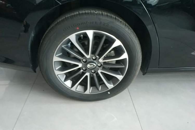 Used GAC Trumpchi EMPOW 2023 Shadow Leopard H High-Energy Hybrid Edition Right Rear Wheel Hub