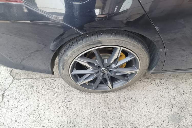 Used GAC Trumpchi EMPOW 2023 270T DCT J16 Version Right Rear Wheel Hub
